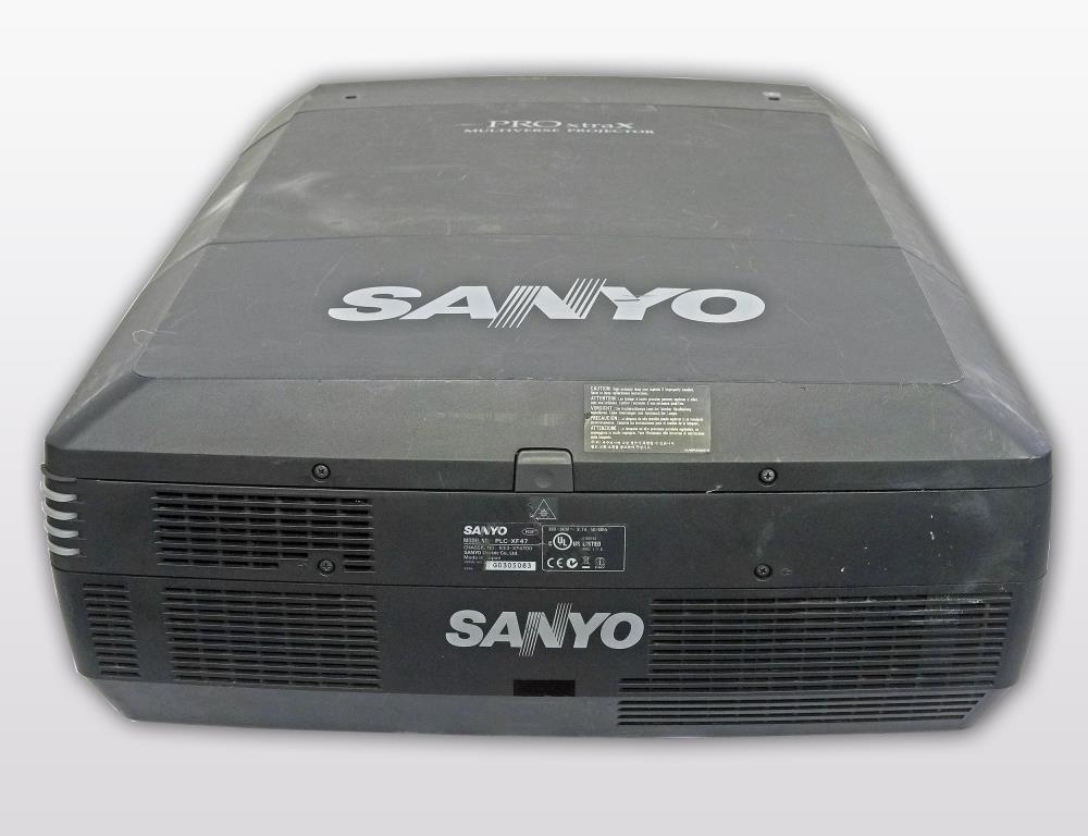 Sanyo PLC-XF47